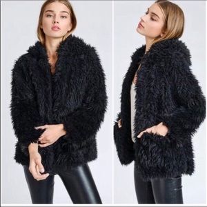 NWOT Blossom & Thorn Love Tree faux fur jacket